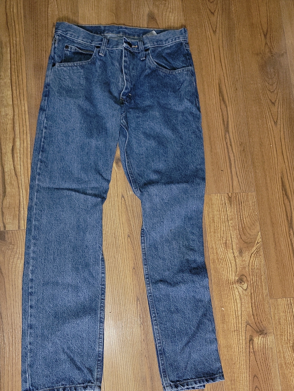 Wrangler Men's Straight-Leg Denim Jeans in Mid Blue